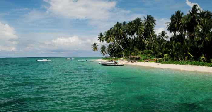 Kepulauan Derawan: Surga Bahari di Kalimantan Timur